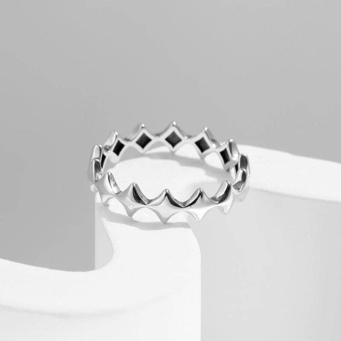 Star Motif Textured Linked Band Ring in 925 Sterling Silver